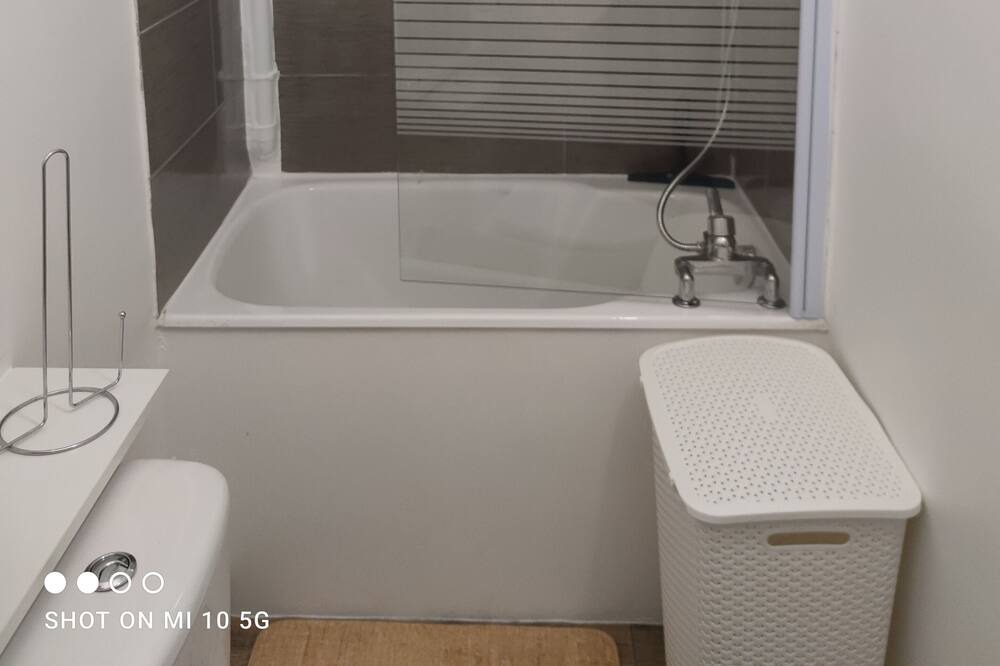 Photo of Bathroom in Neris-les-Bains