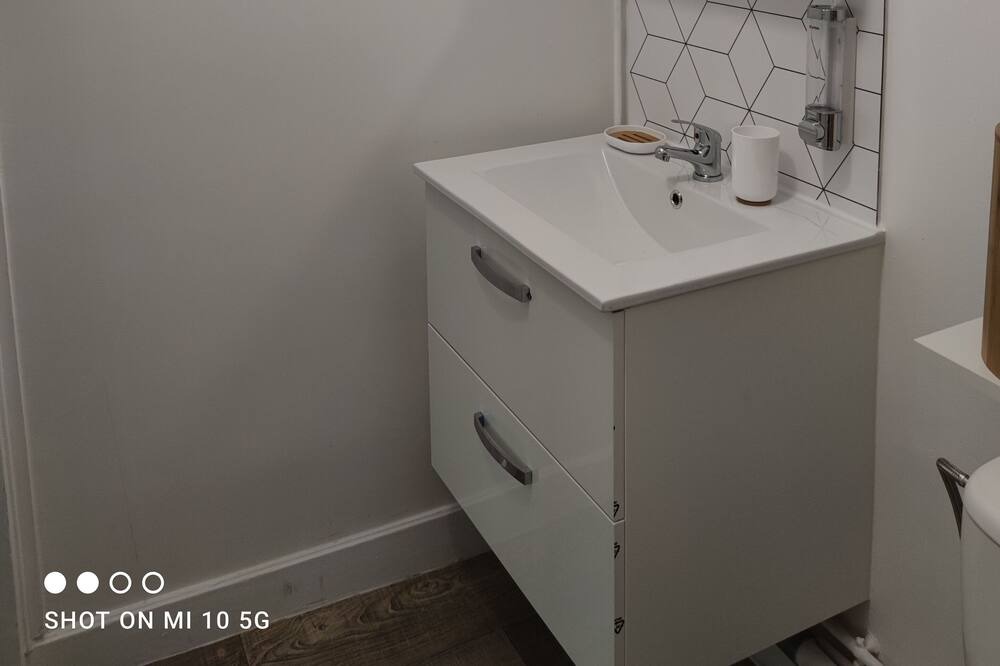 Photo of Bathroom in Neris-les-Bains