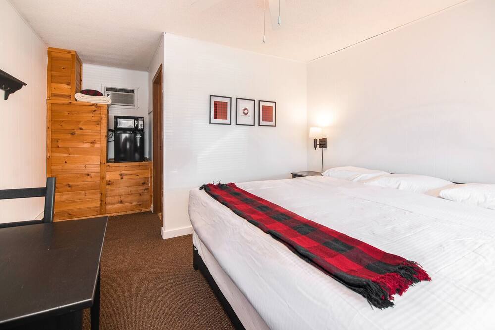 Photo of Bedroom in Balsam Lake