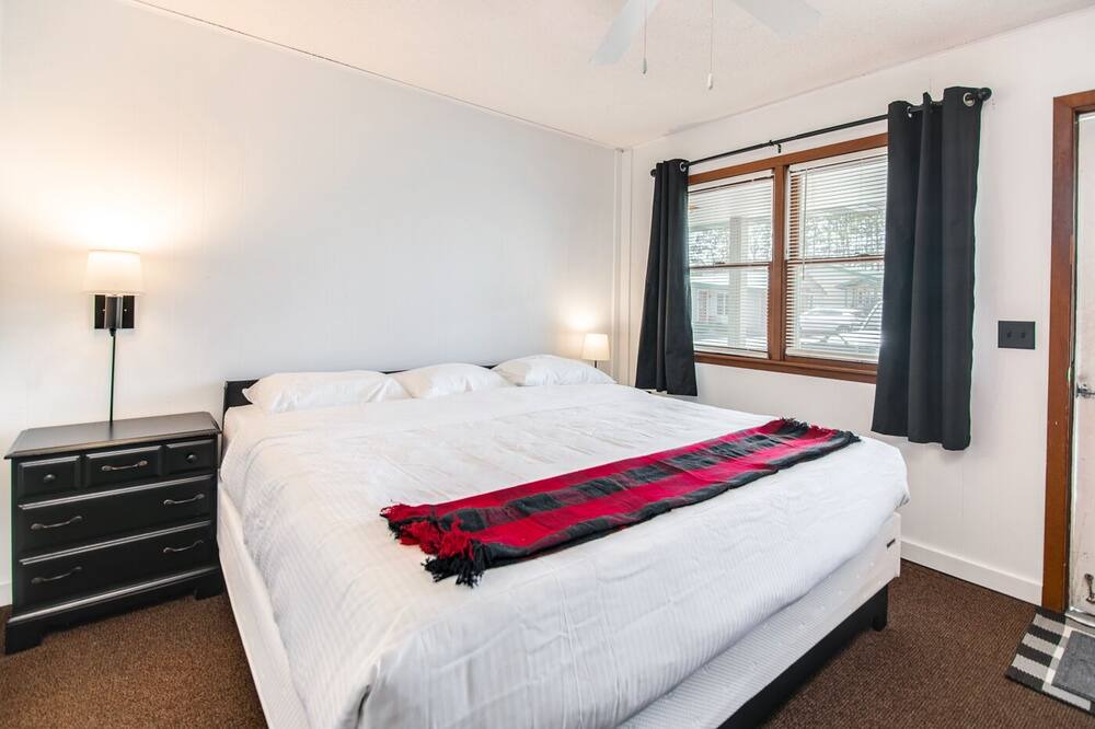 Photo of Bedroom in Balsam Lake