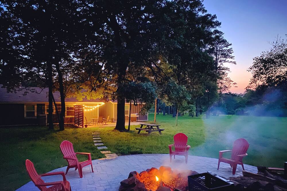 Photo of Outdoor in Crockett