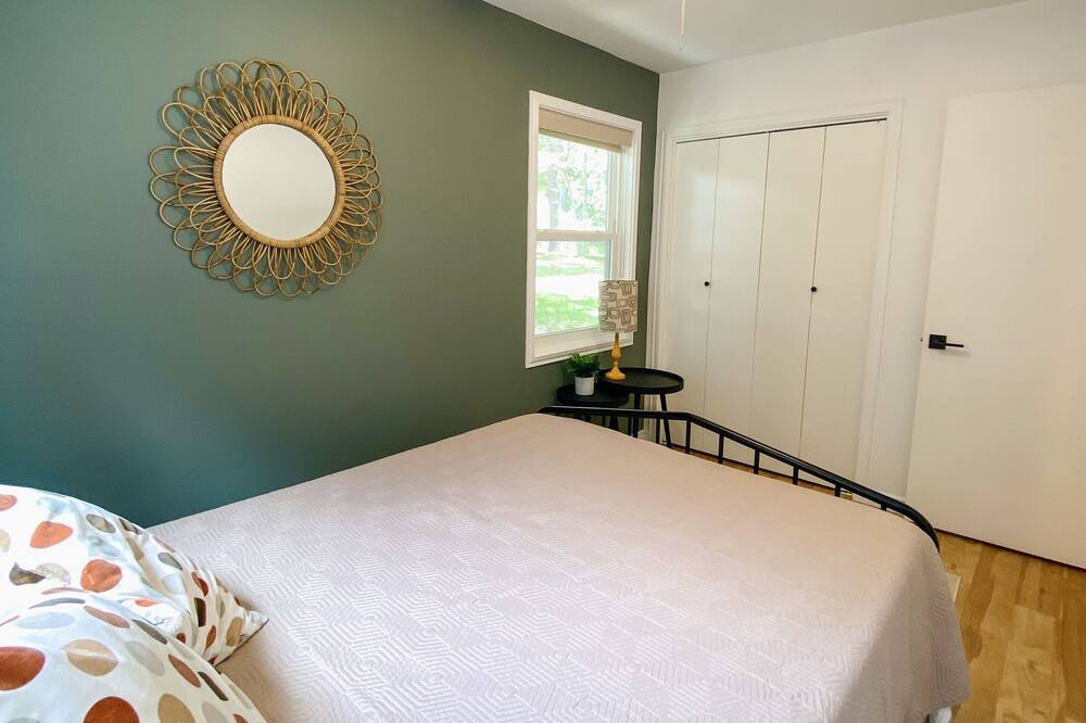 Photo of Bedroom in Crockett