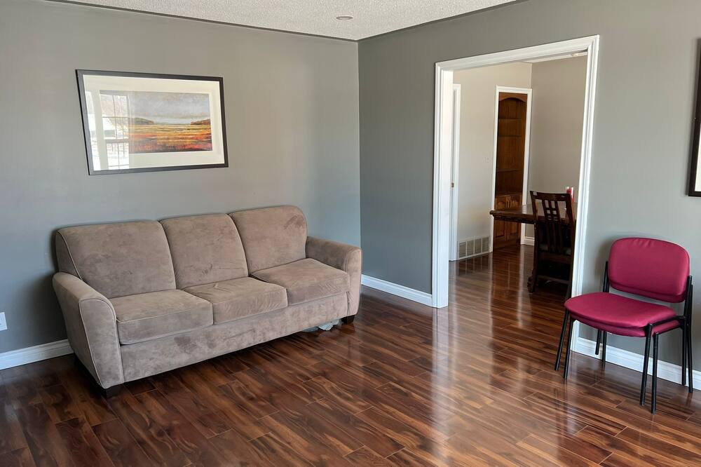 Photo of Livingroom in Hampton
