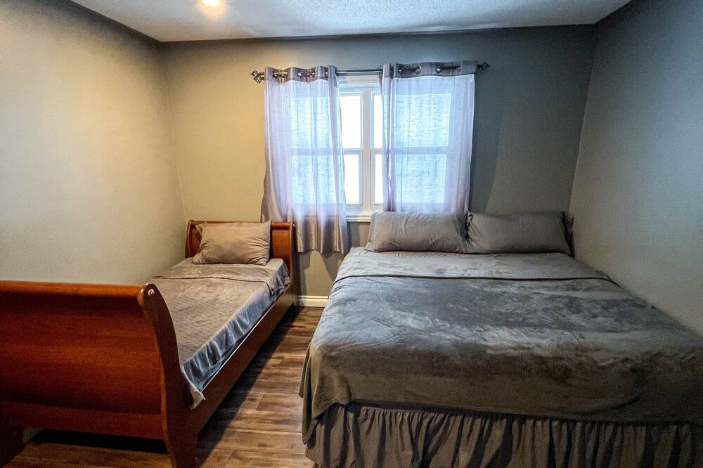 Photo of Bedroom in Hampton