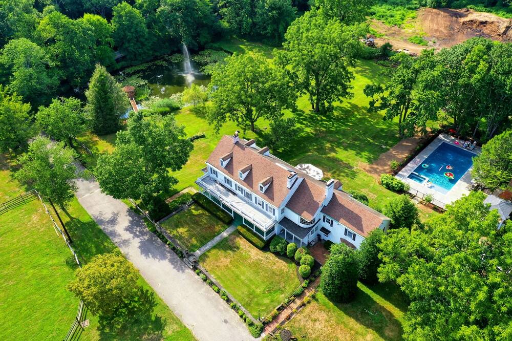 Photo of Outdoor in Glen Head