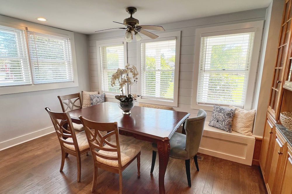 Photo of Others in Glen Head