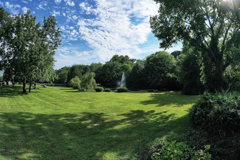 Photo of Outdoor in Glen Head