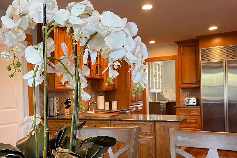 Photo of Kitchen in Glen Head