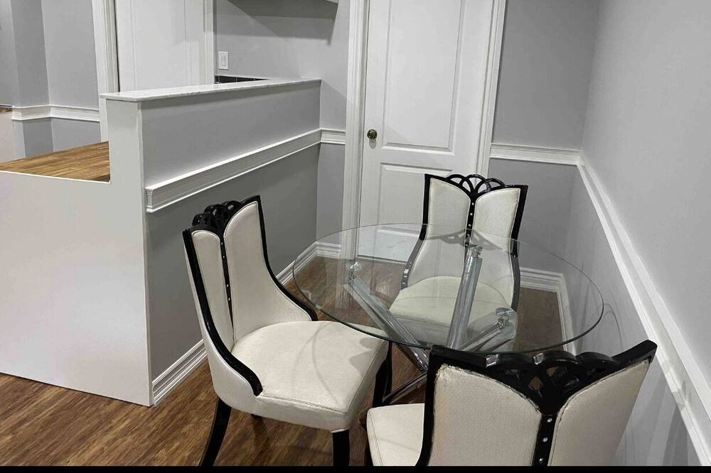 Photo of Kitchen in Bradford West Gwillimbury