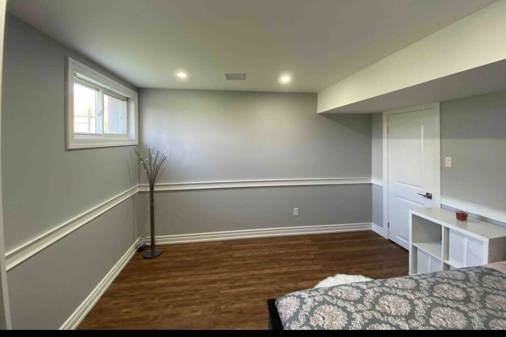 Photo of Bedroom in Bradford West Gwillimbury
