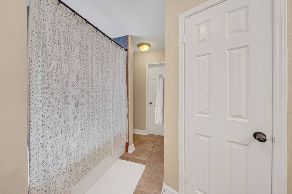Photo of Bathroom in Barker