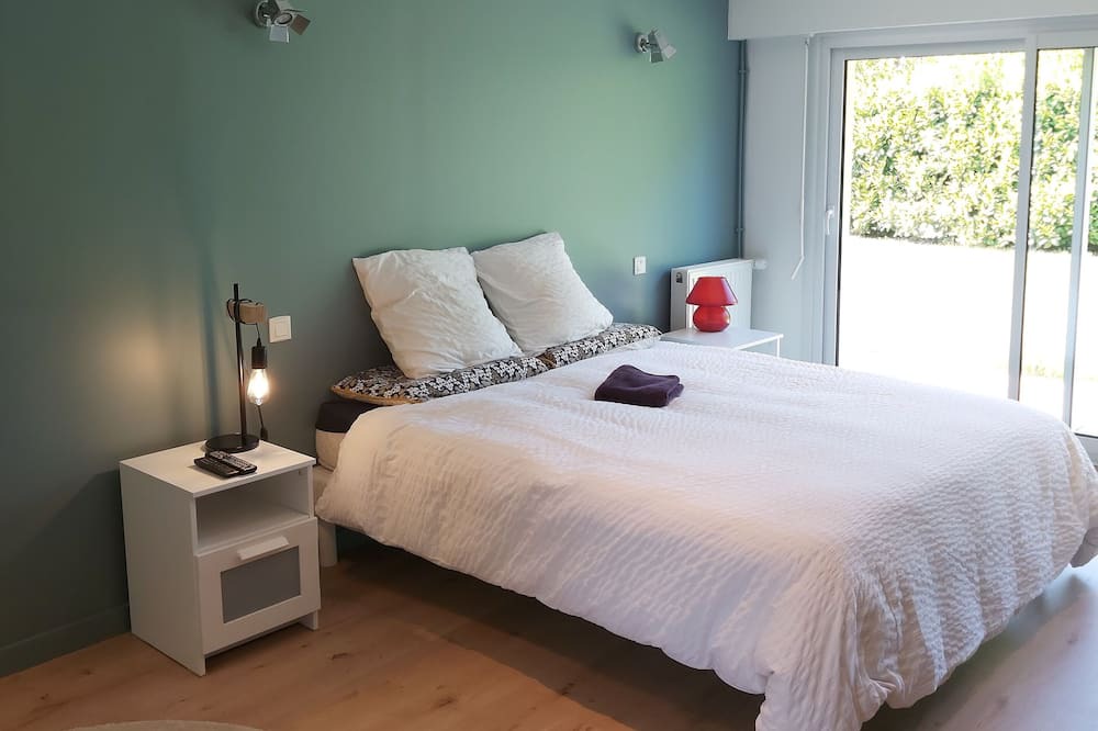 Photo of Bedroom in Grez-Neuville