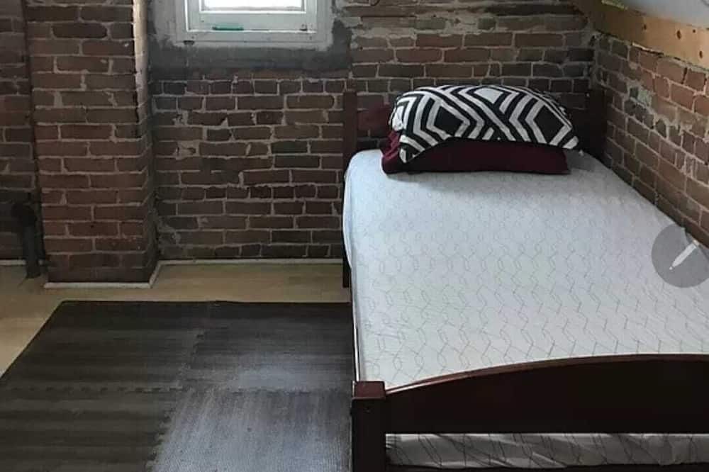 Photo of Bedroom in Freeport
