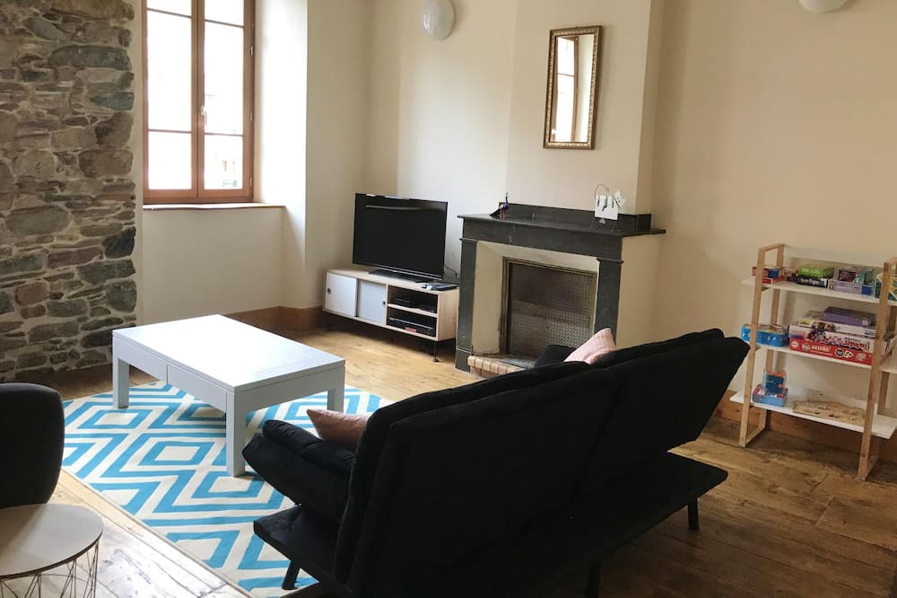 Photo of Livingroom in Cierp-Gaud