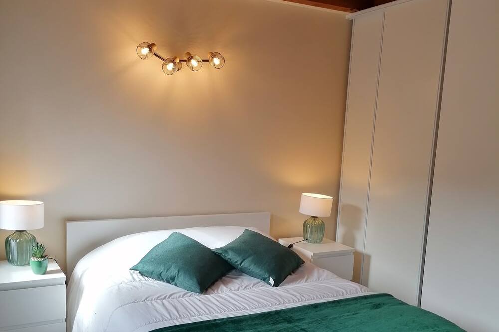 Photo of Bedroom in Lagardelle-sur-Leze