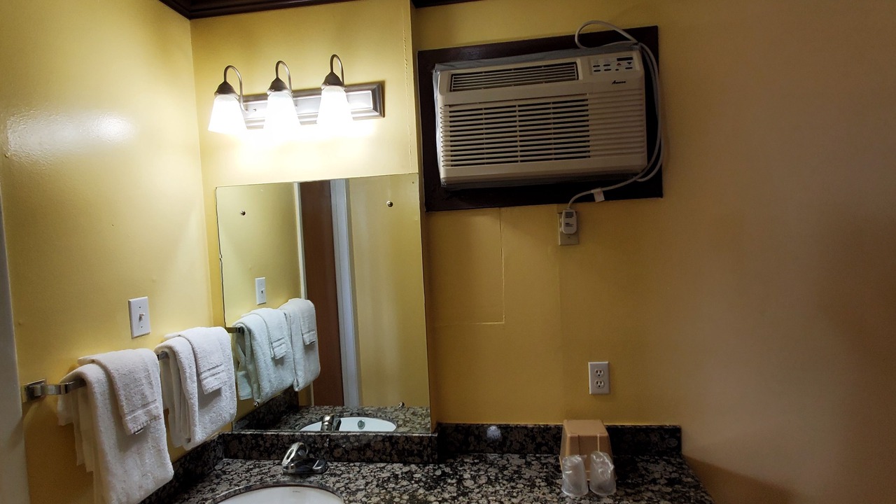 Photo of Bedroom in Navasota
