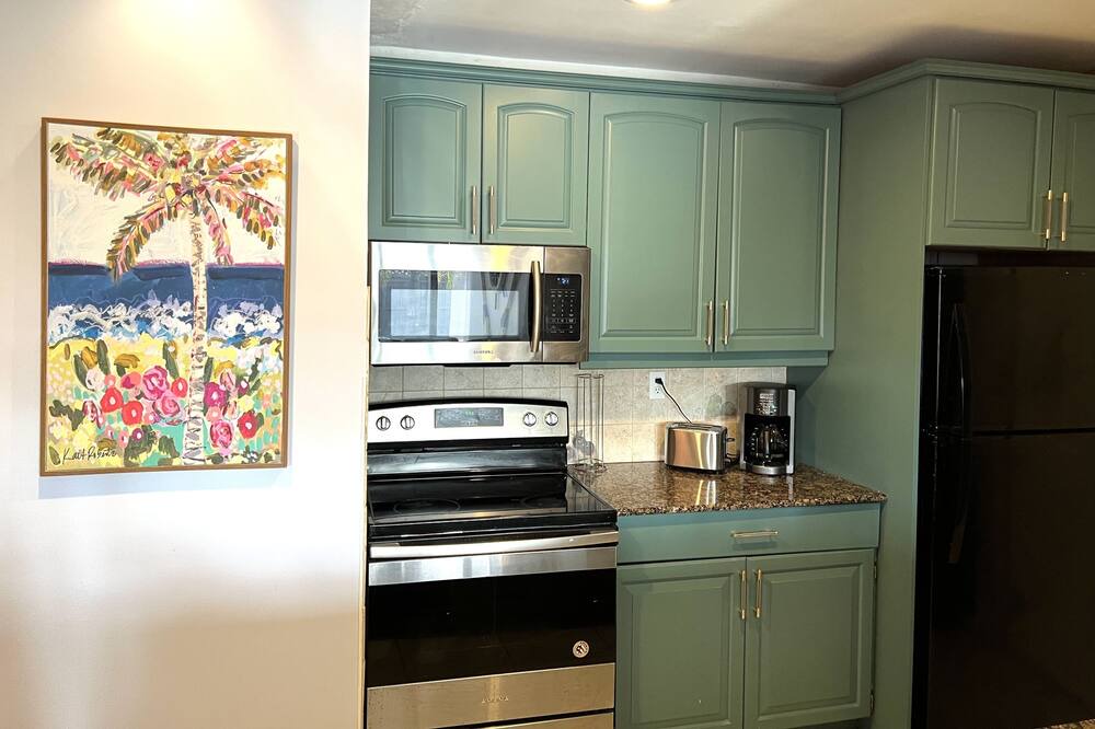 Photo of Kitchen in Central Corals