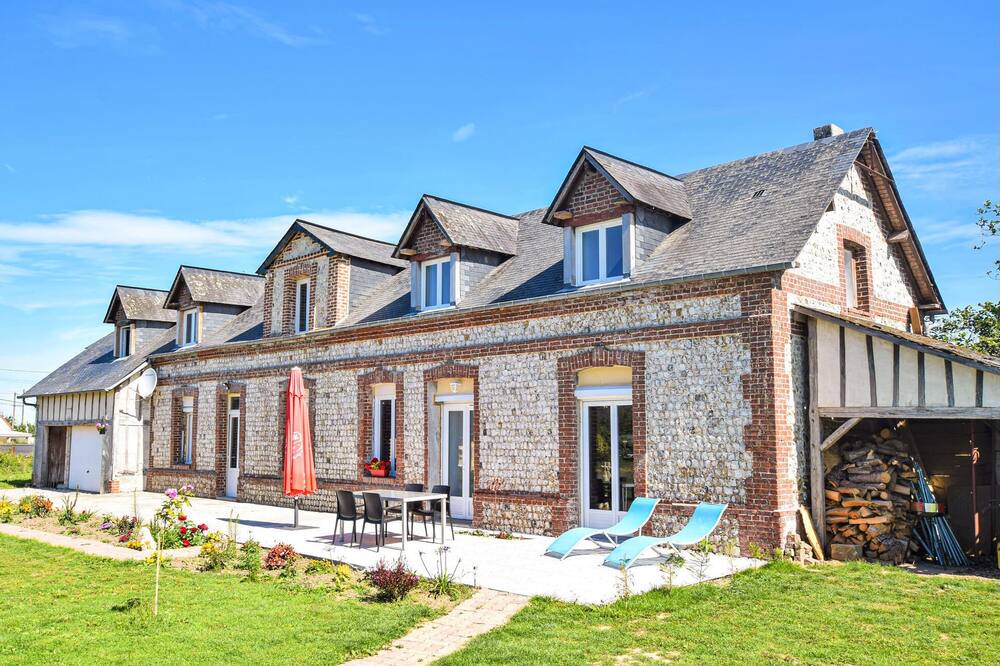 Photo of Outdoor in Therouldeville