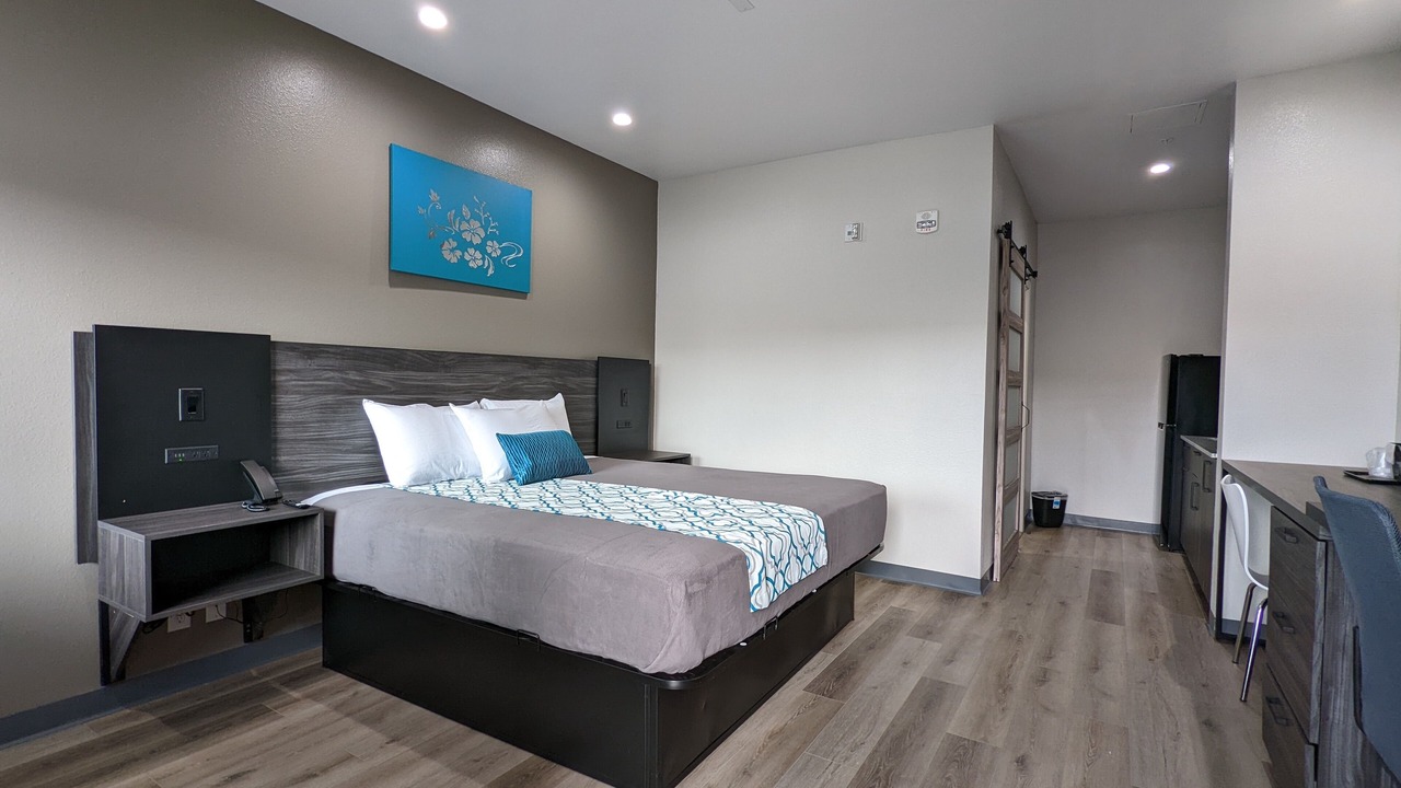 Photo of Bedroom in Jacinto City