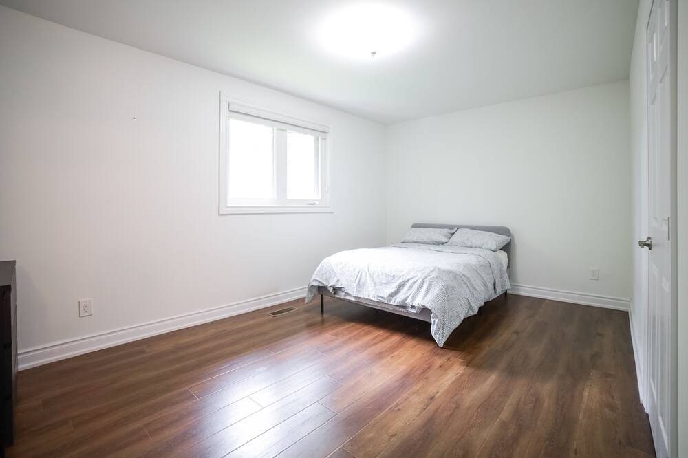 Photo of Bedroom in Richmond Hill