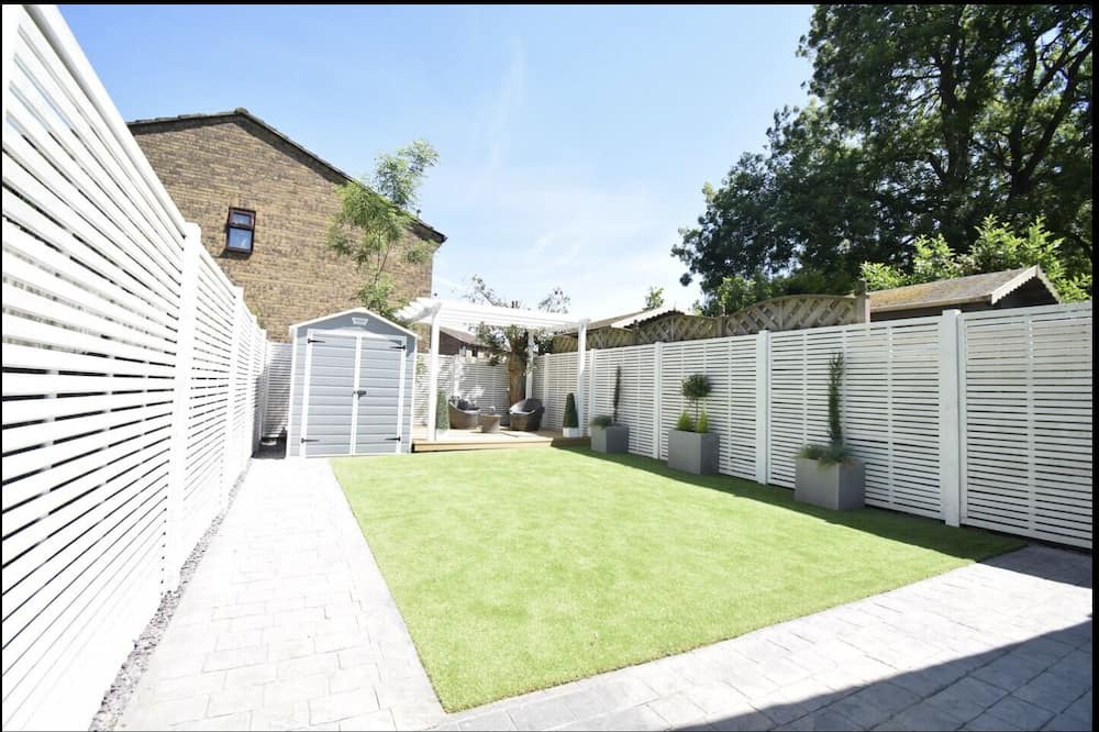 Photo of Others in Brands Hatch