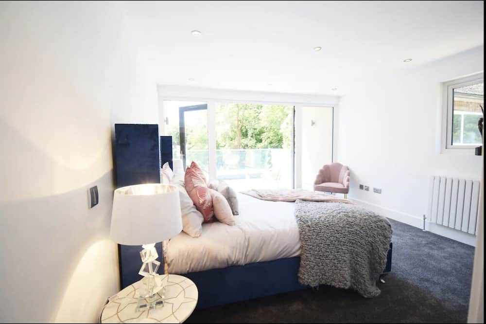 Photo of Bedroom in Brands Hatch