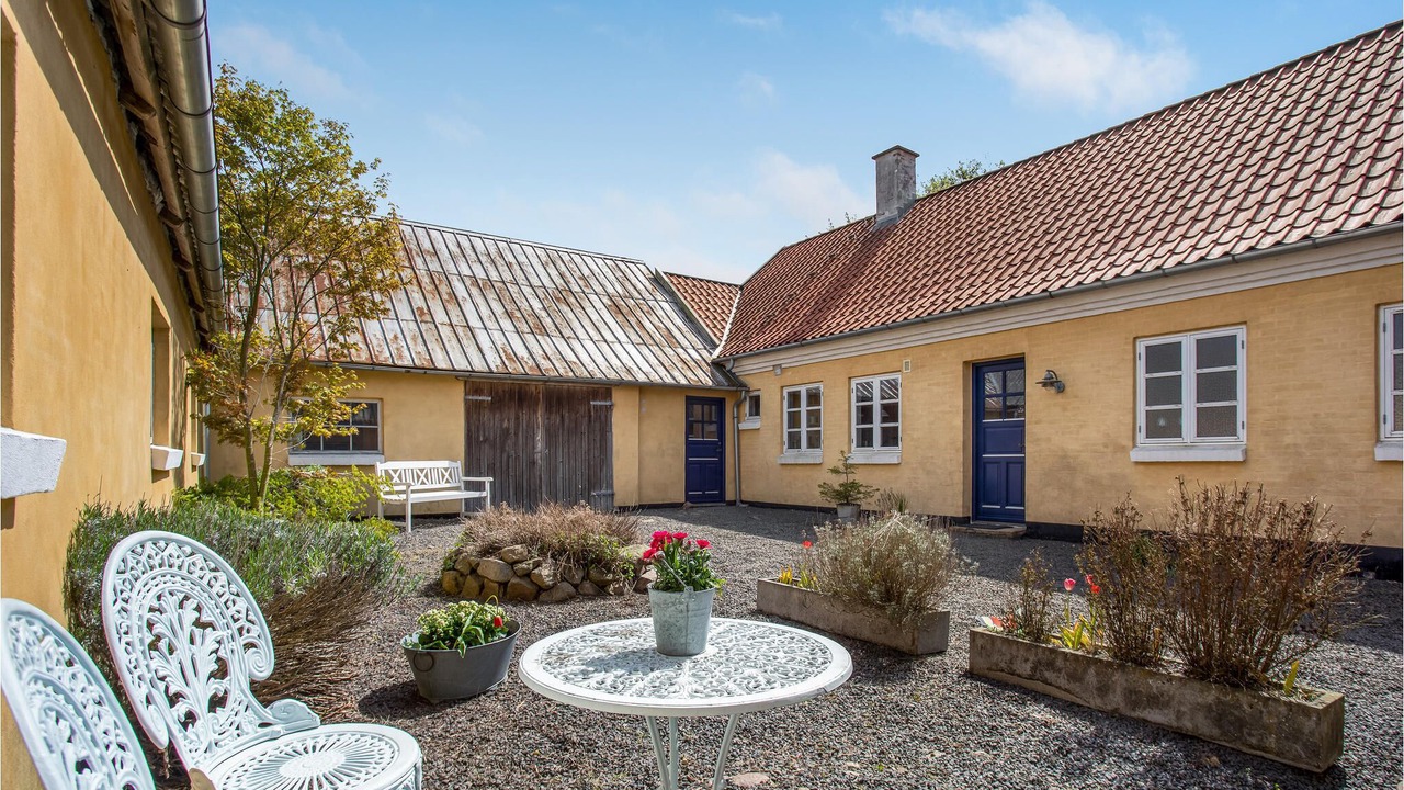 Photo of Outdoor in Ronne