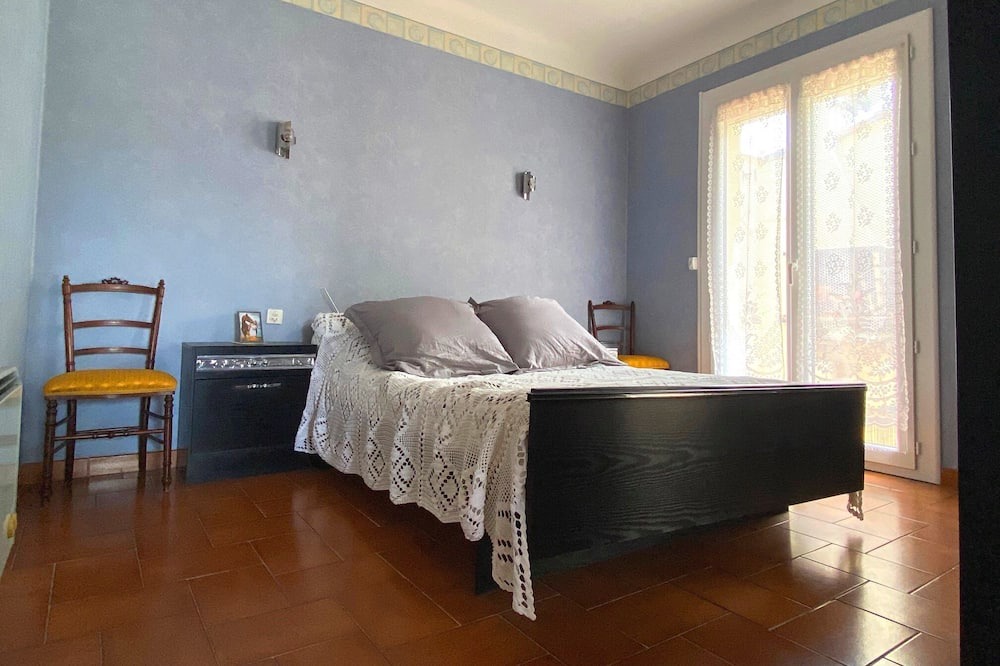 Photo of Bedroom in Estagel