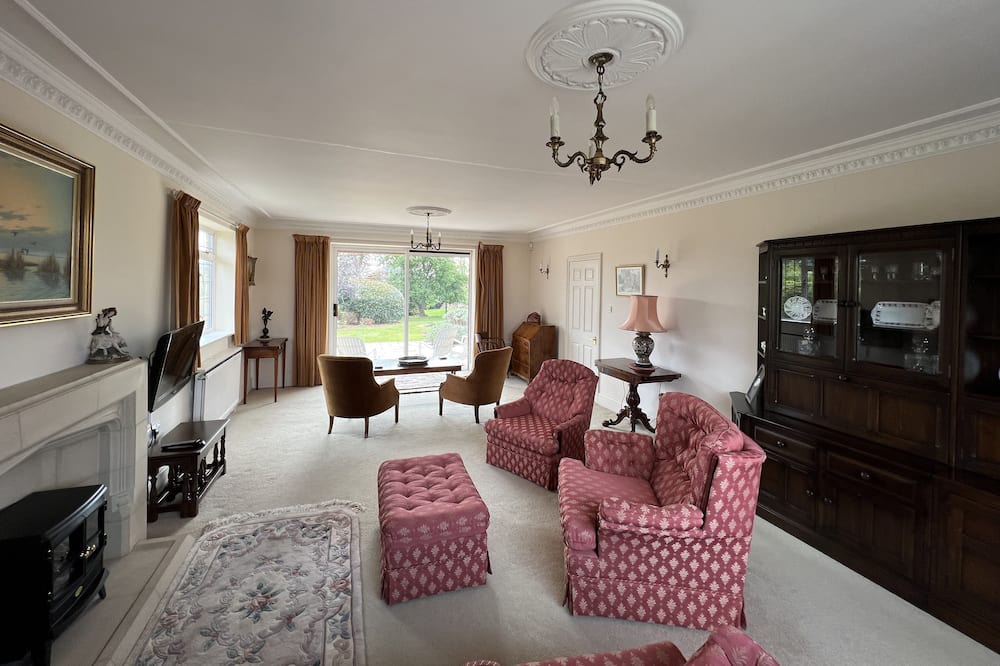 Photo of Others in Hilperton