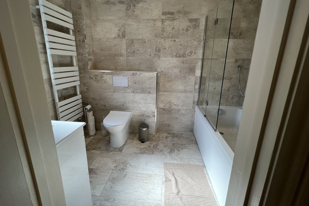 Photo of Bathroom in Hilperton