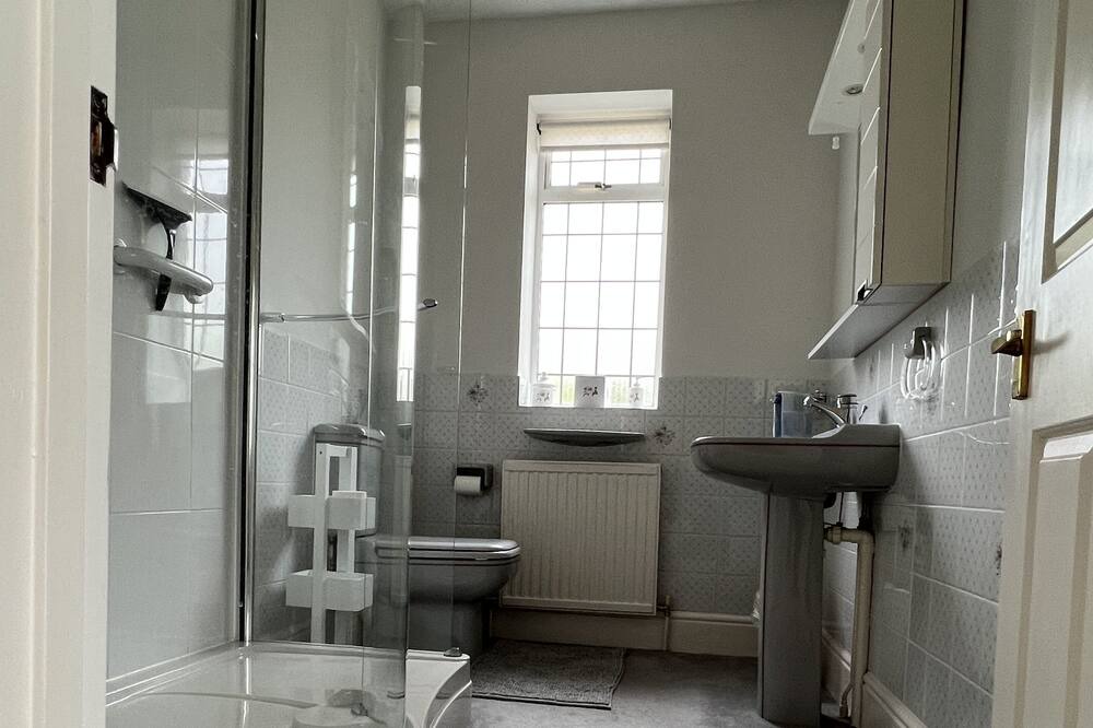 Photo of Bathroom in Hilperton