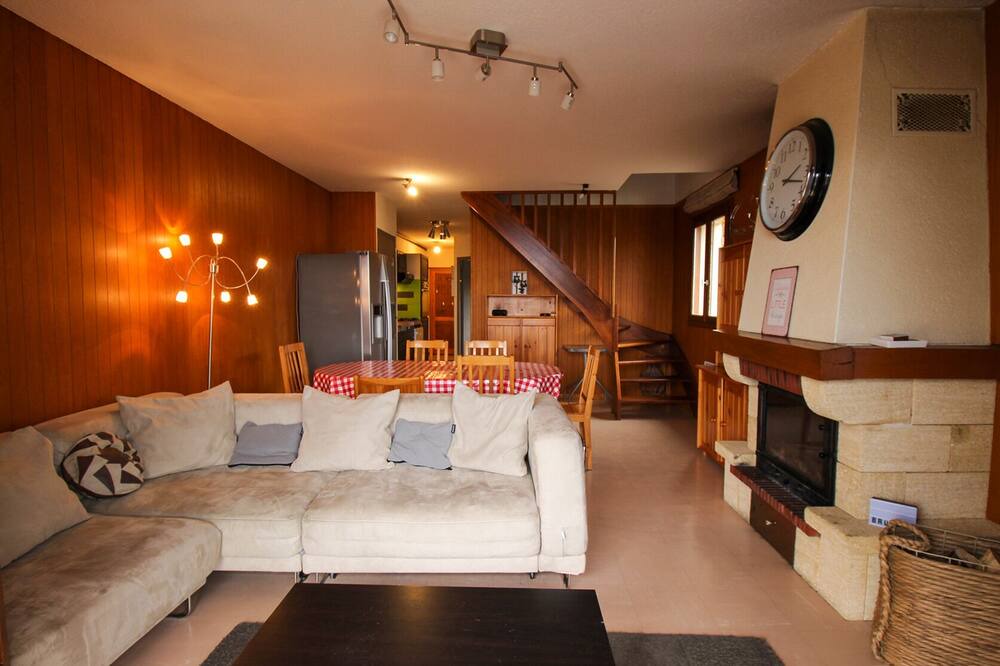 Photo of Livingroom in Saint-Pierre-dels-Forcats