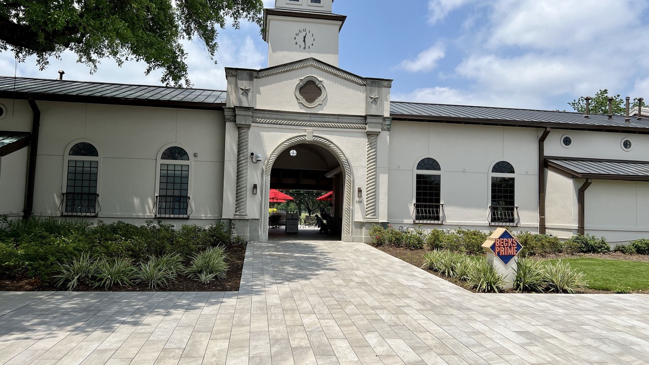 Photo of Outdoor in Washington Ave./ Memorial Park