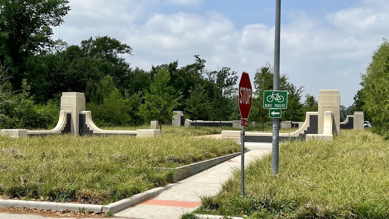 Photo of Outdoor in Washington Ave./ Memorial Park