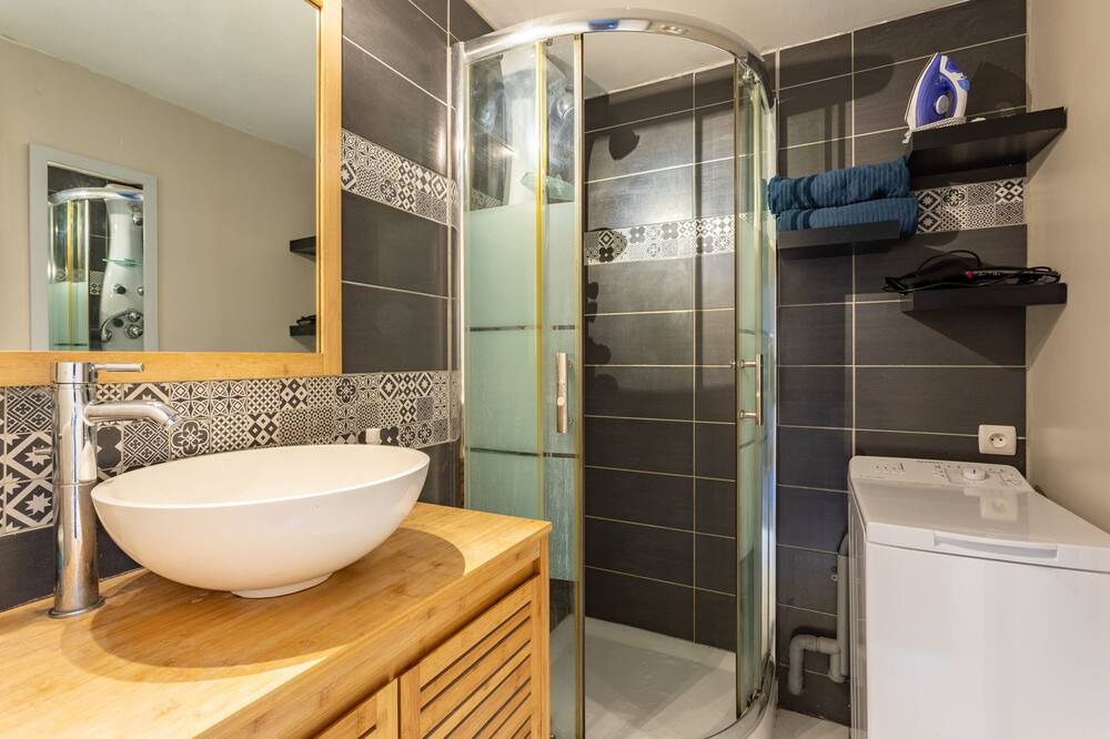Photo of Bathroom in Dinan - Saint-Malo