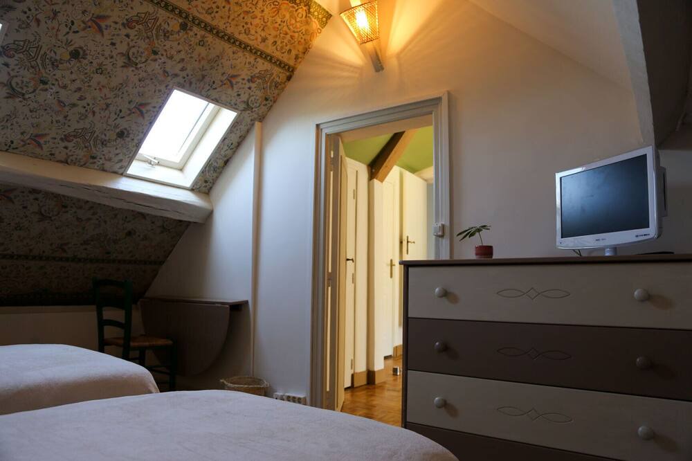 Photo of Bedroom in Courcy-aux-Loges