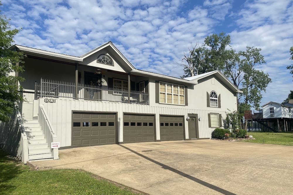 Photo of Outdoor in Tunica