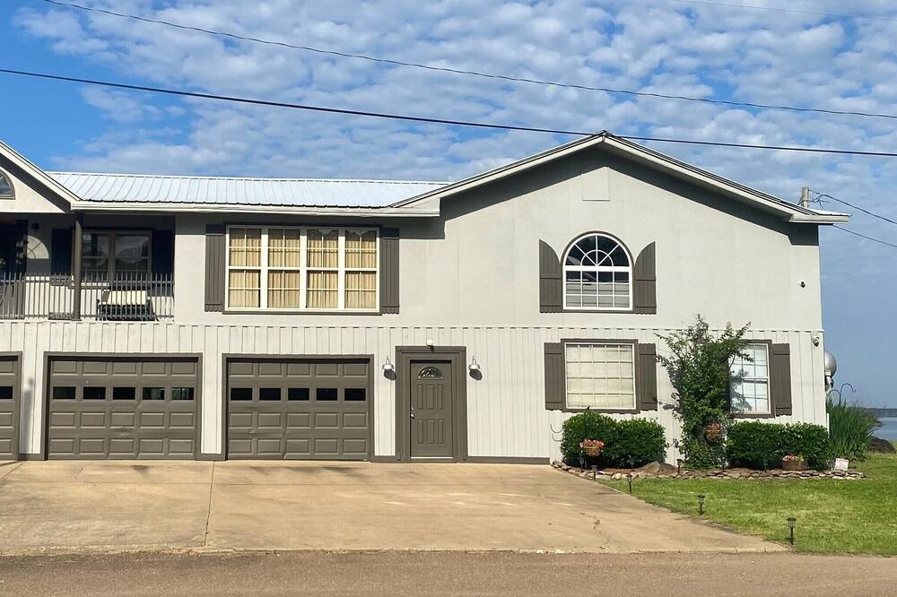 Photo of Outdoor in Tunica