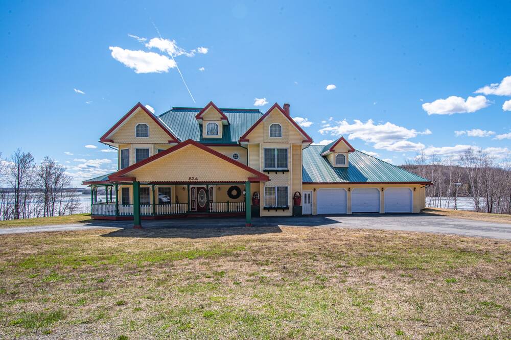 Photo of Outdoor in Saint David