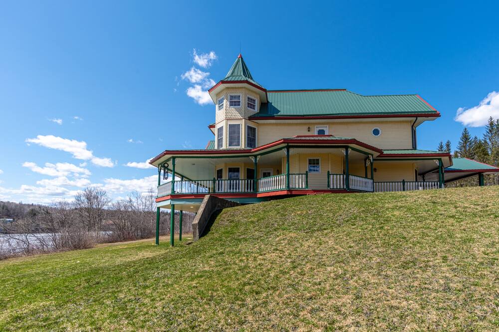 Photo of Outdoor in Saint David