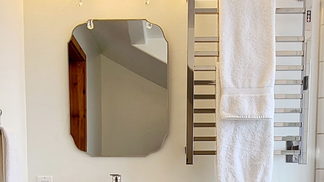 Photo of Bathroom in Crowley Lake