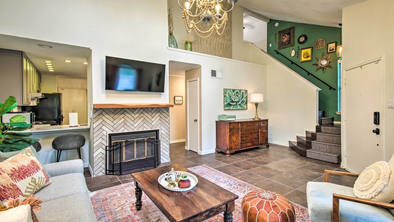 Photo of Livingroom in Coppell