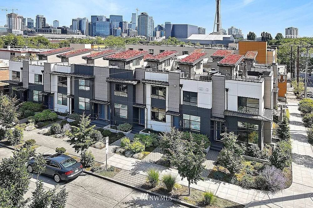 Photo of Others in Lower Queen Anne