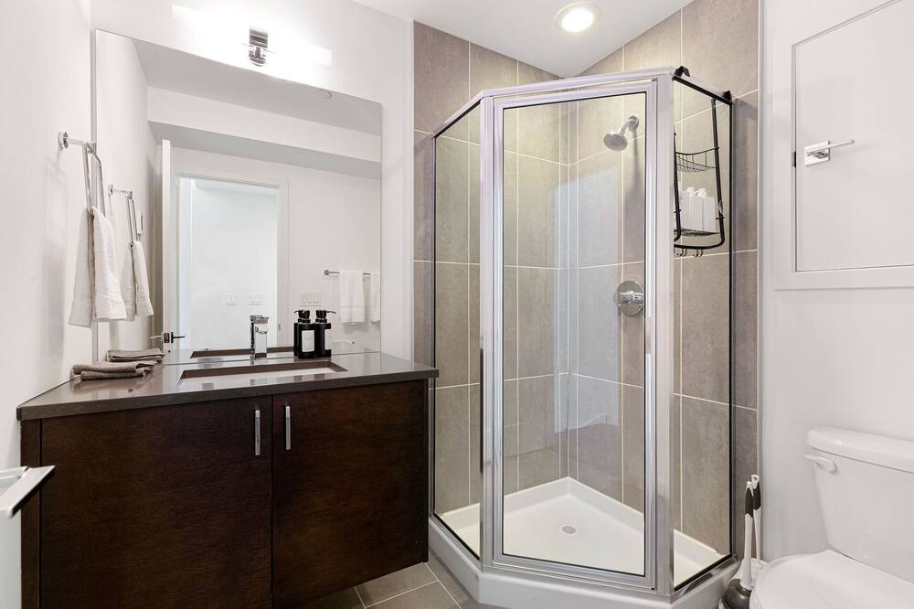 Photo of Others in Lower Queen Anne