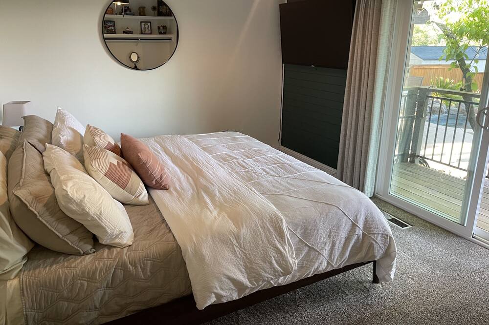 Photo of Bedroom in Auburn
