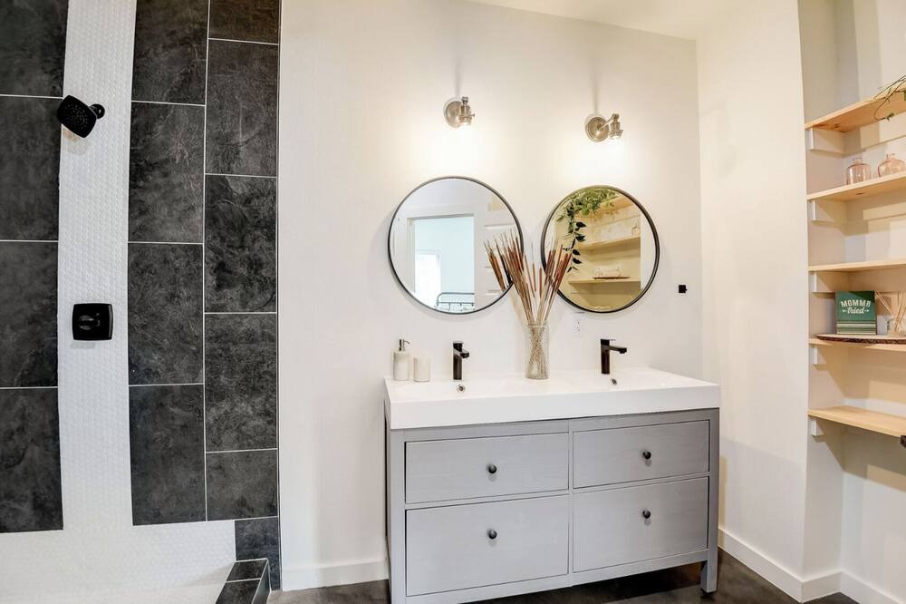 Photo of Bathroom in Fort Worth