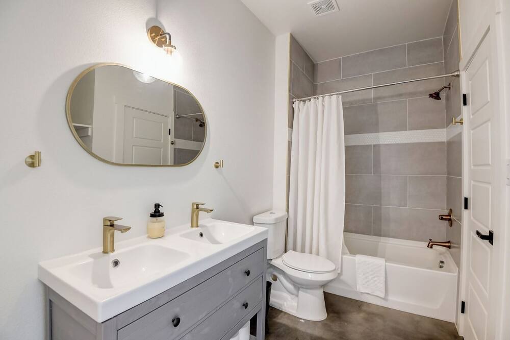 Photo of Bathroom in Fort Worth