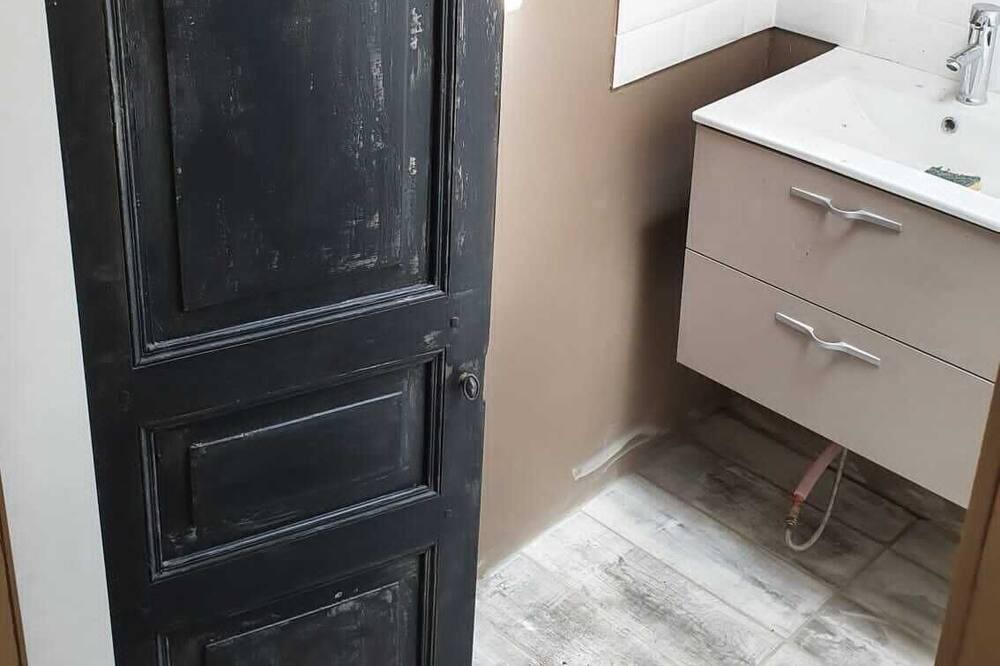 Photo of Bathroom in Xanton