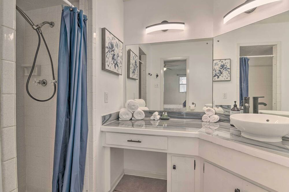 Photo of Bathroom in Ingleside