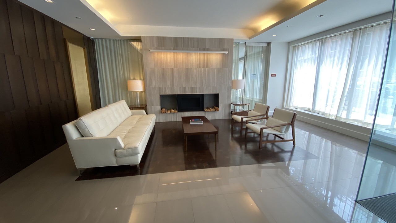 Photo of Livingroom in Hunters Point